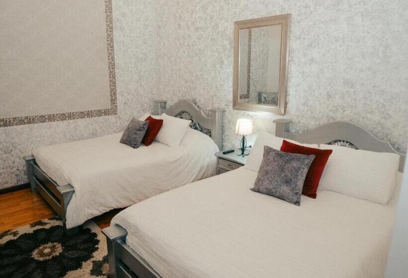 هتل Salamina Highs