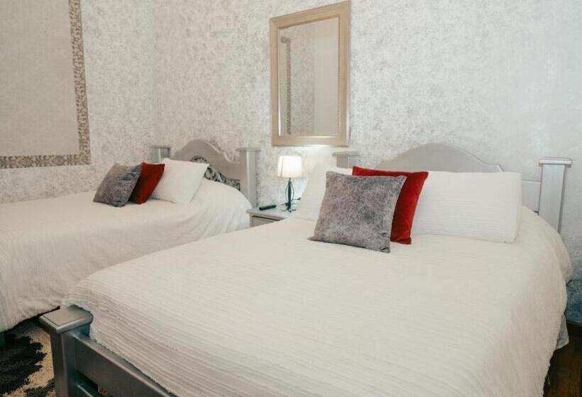 هتل Salamina Highs