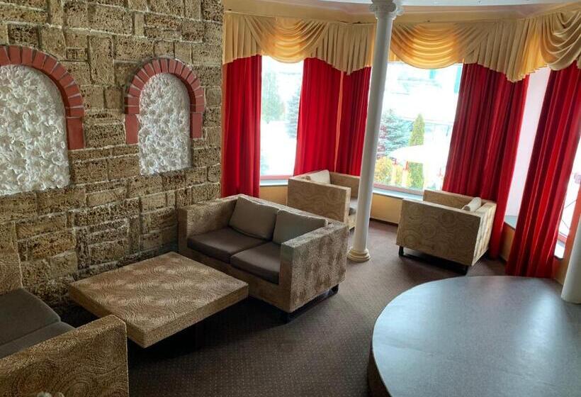 הוסטל Arkada Hotel Kharkiv