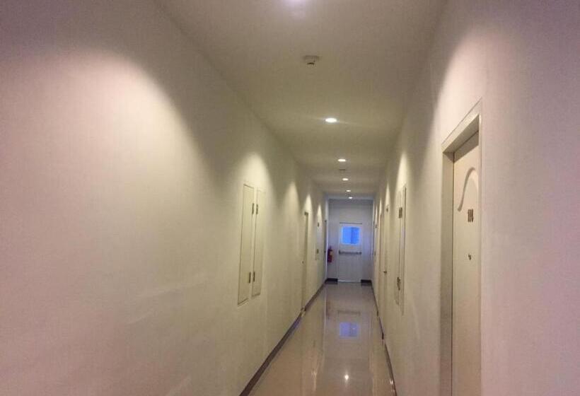 هاستل Home Rezidence Prachinburi