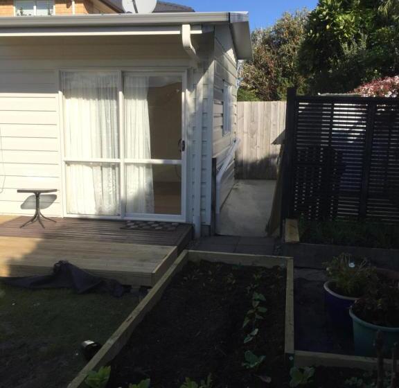 צימר K&r Orewa Homestay