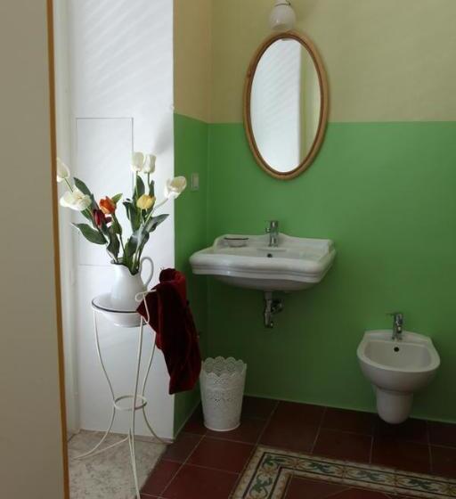 ベッドアンドブレックファースト Locus Amoenus Luxury Rooms