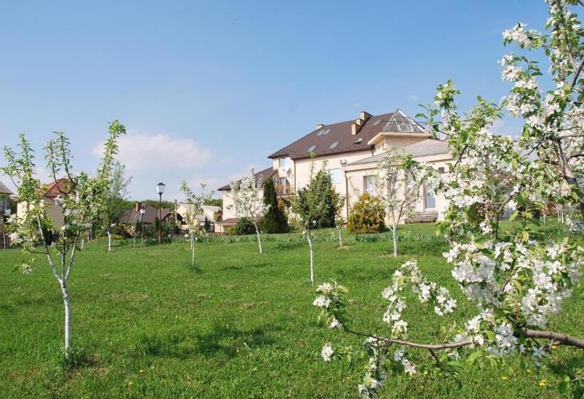 호텔 Guest House Uzhgorod