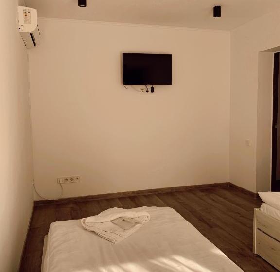 בית מלון כפרי Orlyne Gnizdo