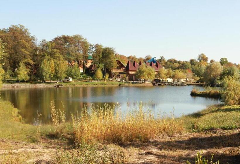 Hotel садиба березино