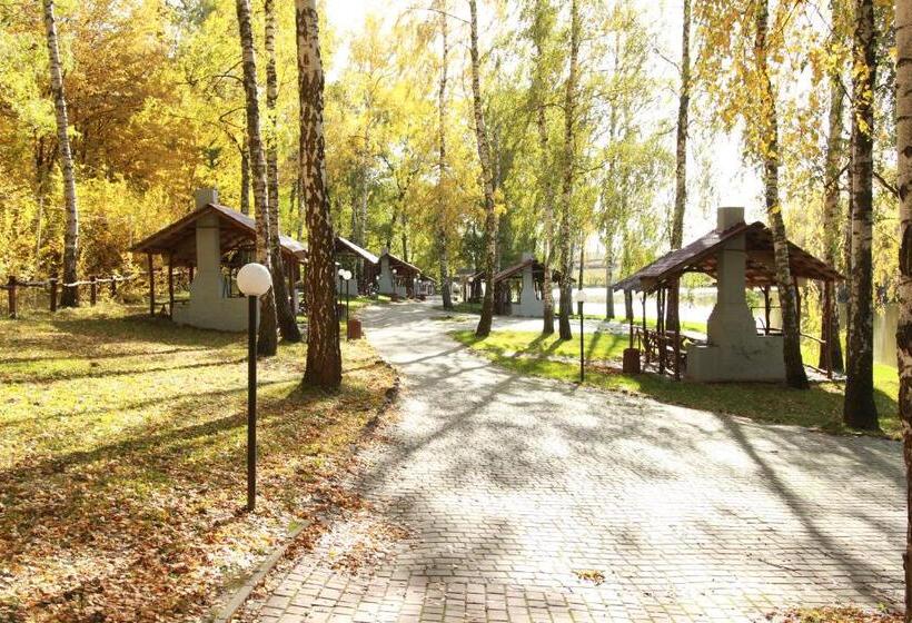 Hotel садиба березино