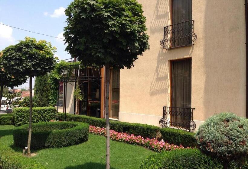 هتل Villa Di Poletta