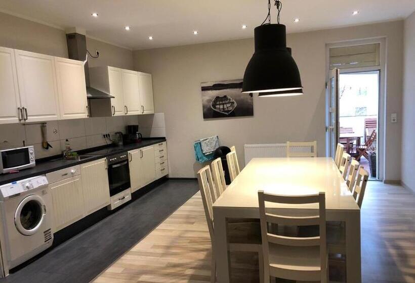 Monteurzimmer & Hostel Für Herren