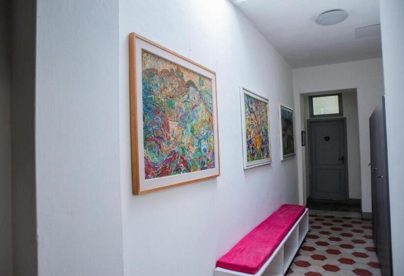 Ostello Di Camaiore