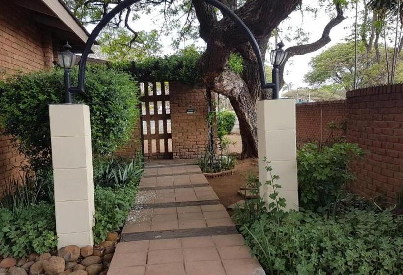 פנסיון Plk Noord Guesthouse