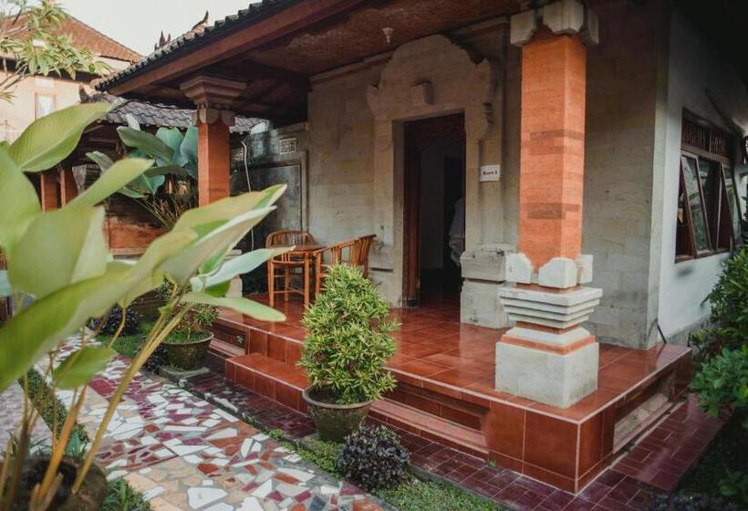 펜션 Wayan Guest House