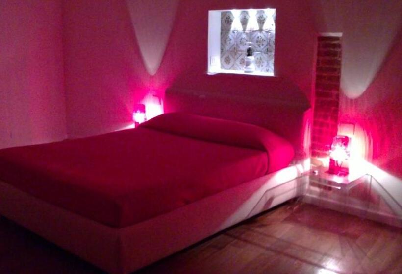 تختخواب و صبحانه Dimora Di Charme Cassaro 168