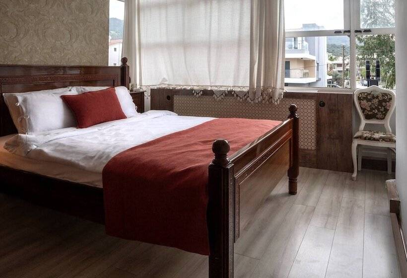 בית מלון כפרי Black Lotus İzmir