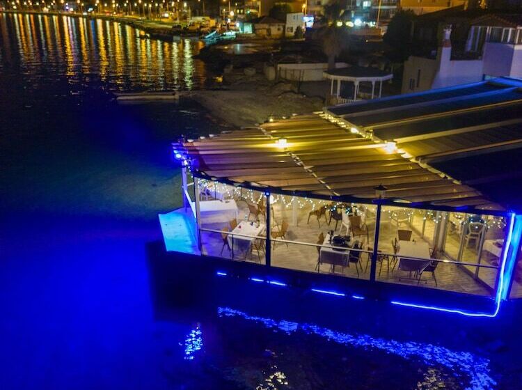 בית מלון כפרי Black Lotus İzmir