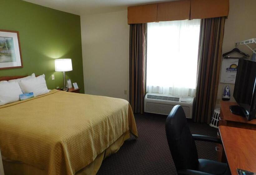 هتل Days Inn & Suites By Wyndham Rochester South