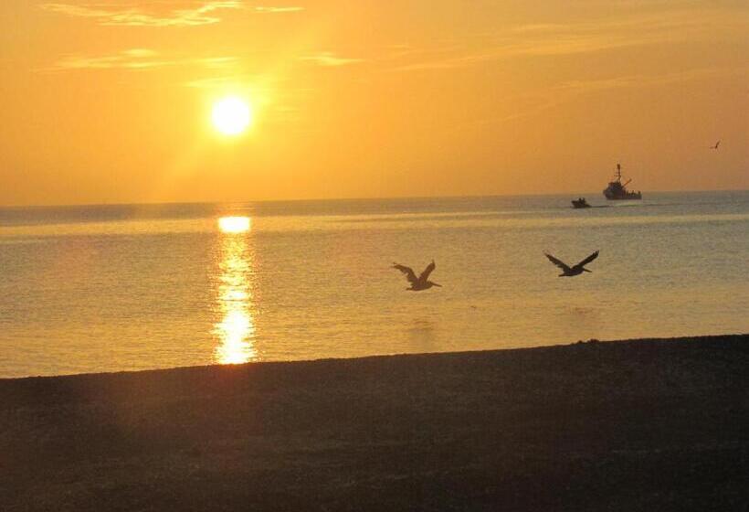 فندق Isabela, Mag Bay