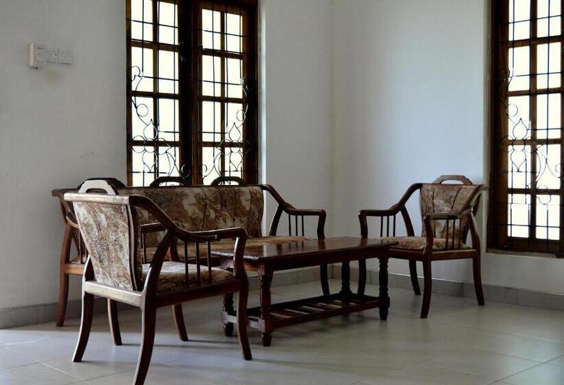 בית מלון כפרי Willpattu Wild Watch