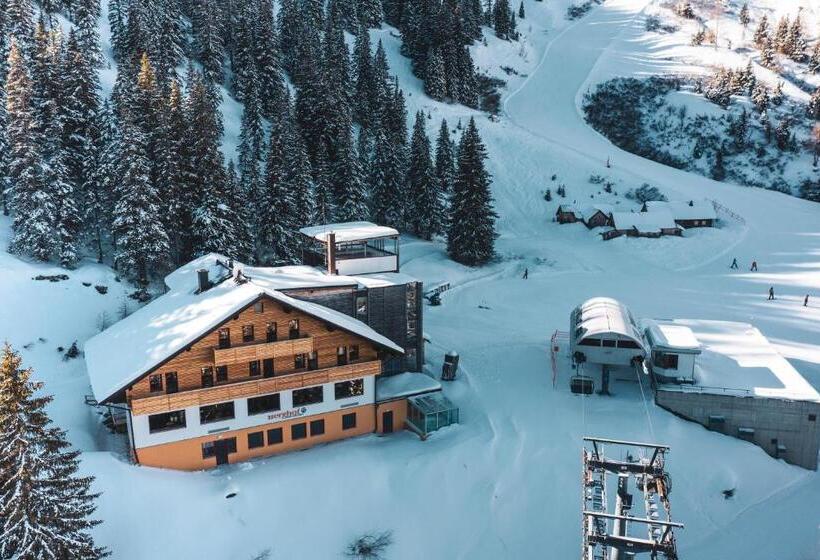 פנסיון Berghof   Riesneralm