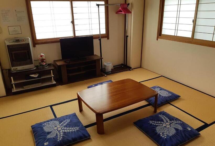 بنسيون Lodge Edmonton