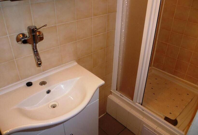 پانسیون Penzion Pod Studenovem