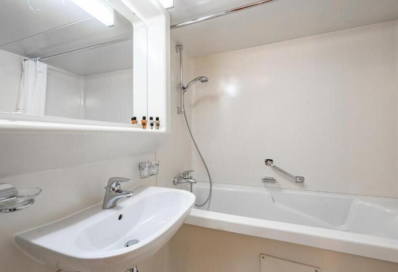 پانسیون Sandbur Das Walserhaus