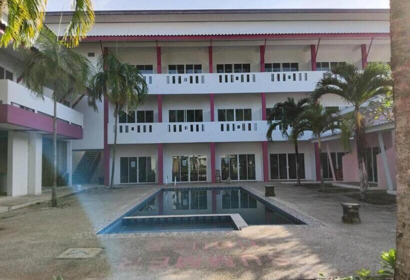 استراحتگاه Khaolak Summer House 2