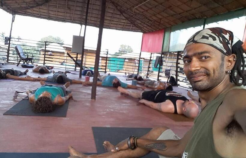 리조트 Drishti Yoga International