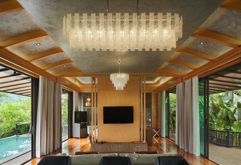 استراحتگاه The Hidden Village Khao Yai