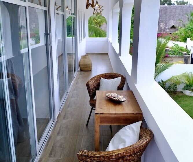 مبيت وإفطار Antares Villa