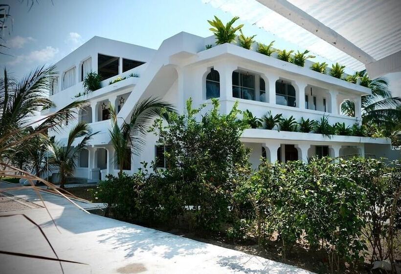 مبيت وإفطار Antares Villa