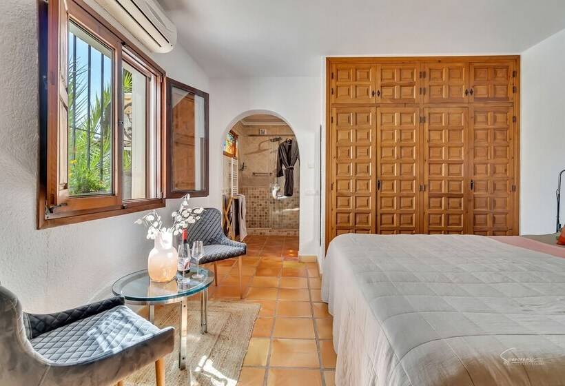 تختخواب و صبحانه Casa Llibertat