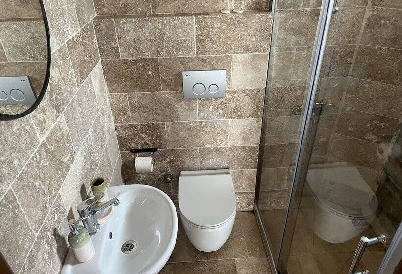 تختخواب و صبحانه Theia Boutique