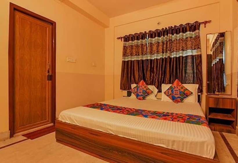 هتل Fabexpress Yatika Residency