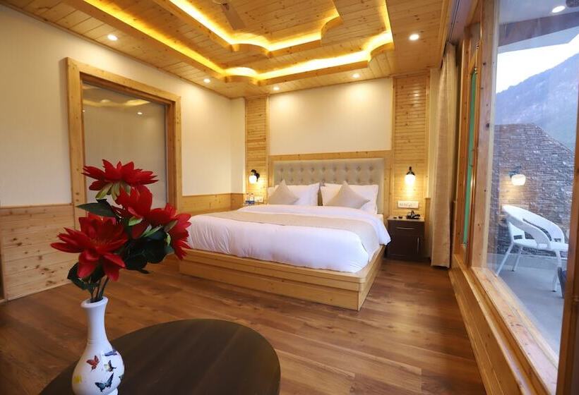 فندق Golden Wood Manali