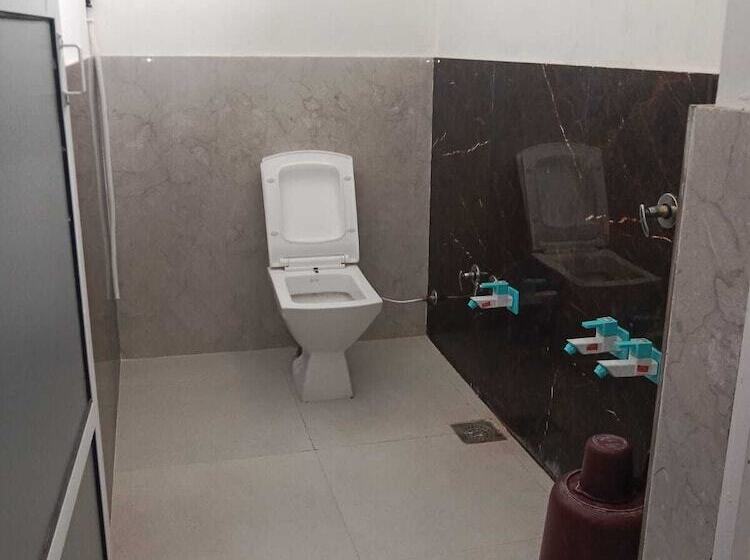 فندق Hk