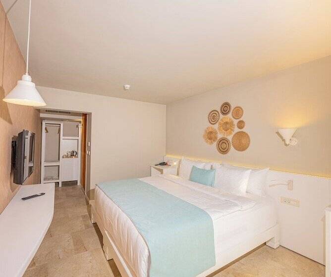 酒店 Kairos Valley Health & Nature Resort