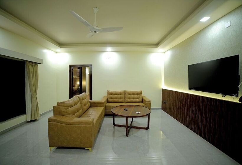 فندق Lake Valley Resort And Spa, Tirupati
