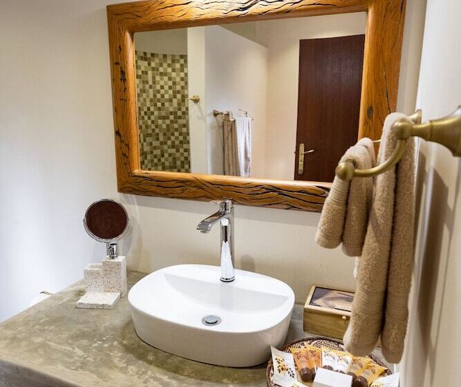 فندق Milima Big 5 Safari Lodge