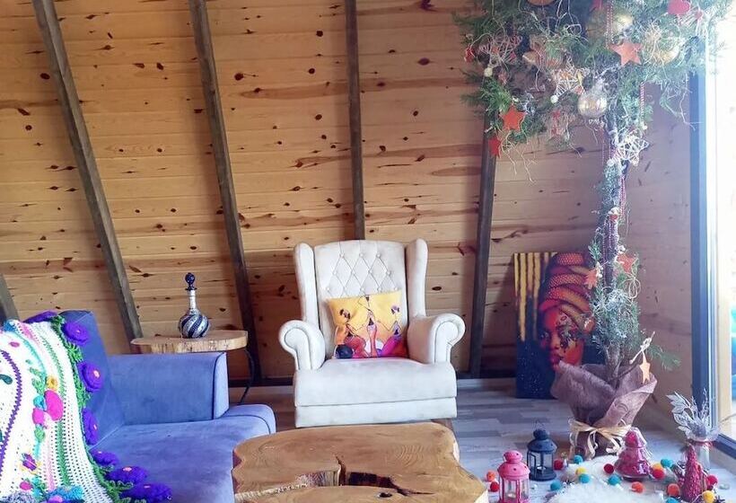 בית מלון כפרי Pamira Bungalow