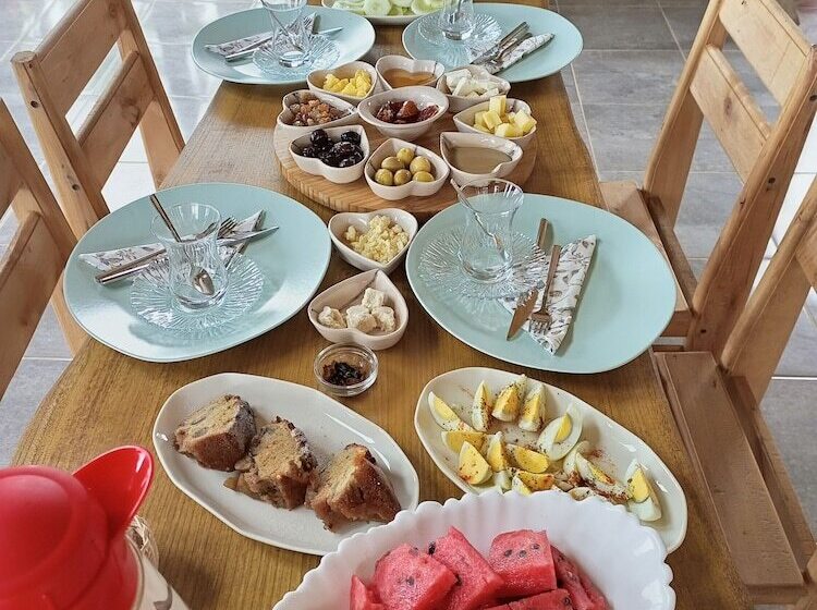 בית מלון כפרי Pamira Bungalow