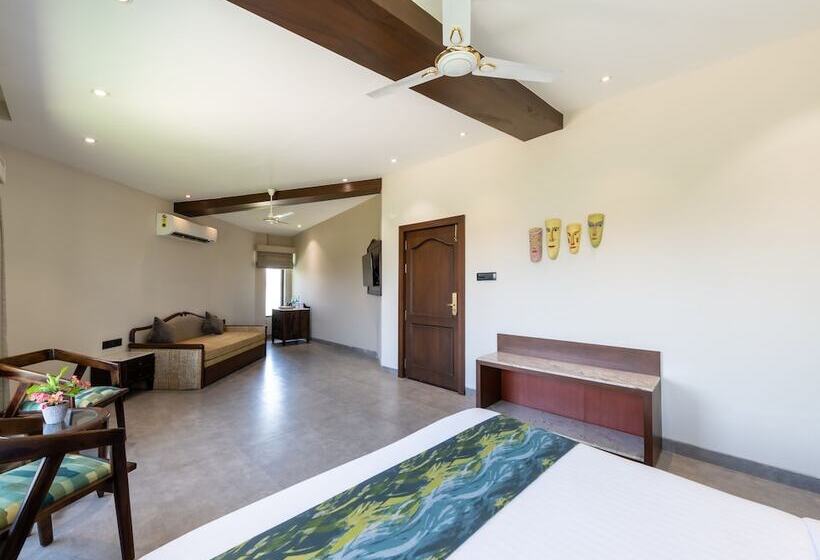 ホテル Parijat Lake Resort By Goldmark, Madhai  Satpura National Park