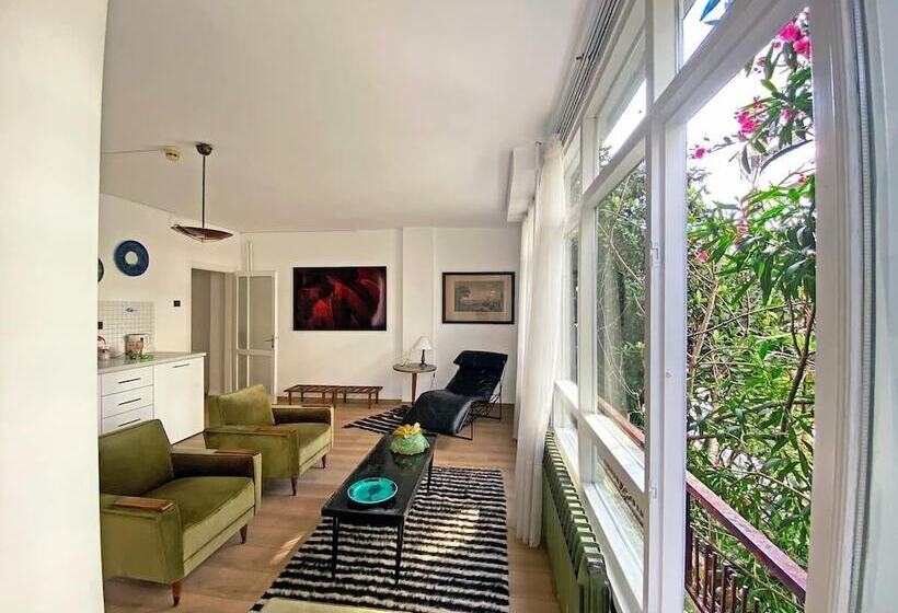 ホテル Petek Pansiyon