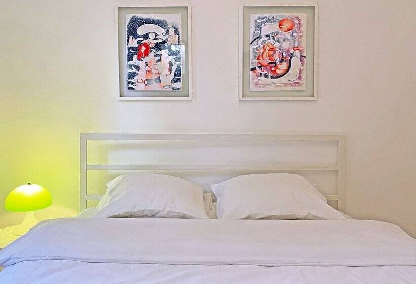 ホテル Petek Pansiyon