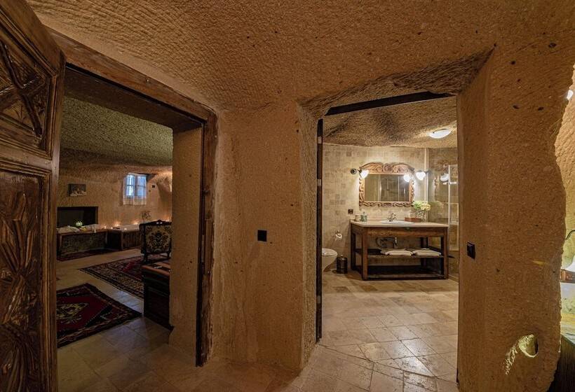 هتل Shiraz Cave Cappadocia