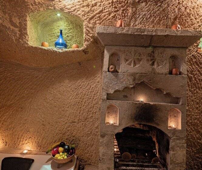 هتل Shiraz Cave Cappadocia