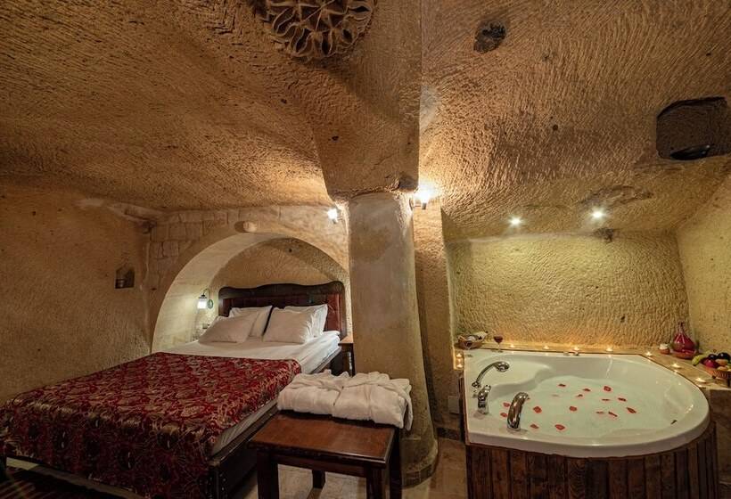 هتل Shiraz Cave Cappadocia