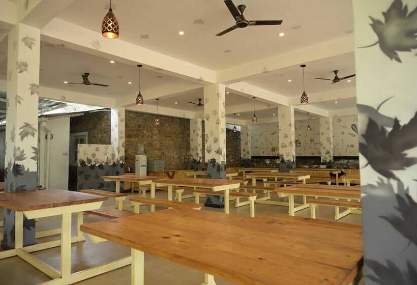 Kaadgal Resort