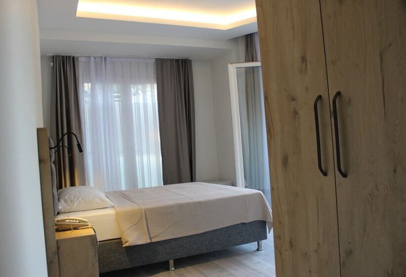 پانسیون Buyukada Hotel Carla