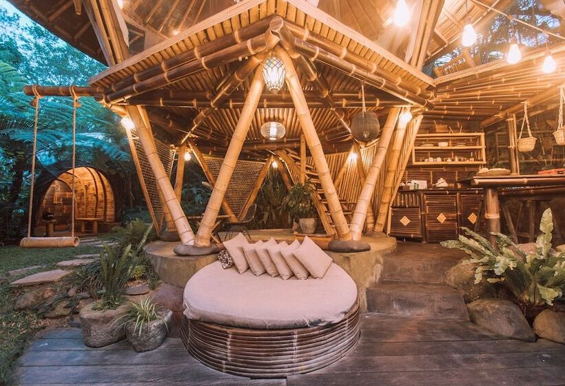 住宿加早餐  Hideout Eco Bamboo House Bali