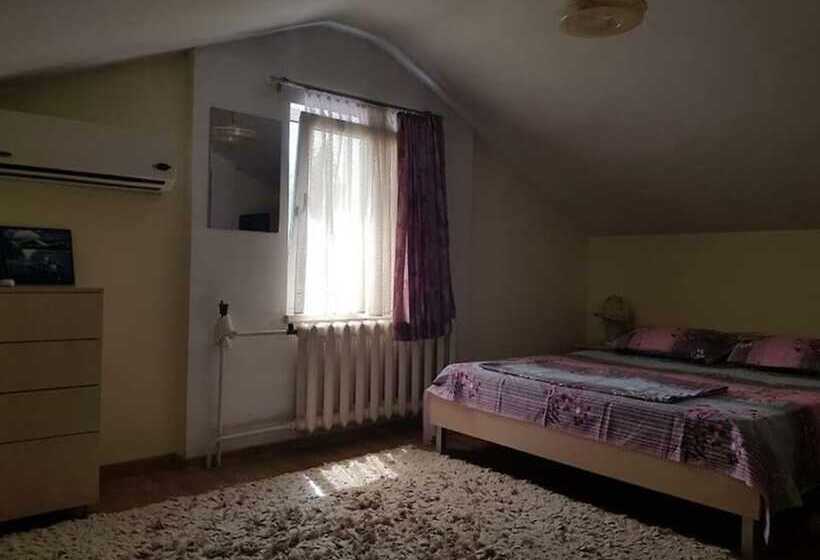 Galya Guest House